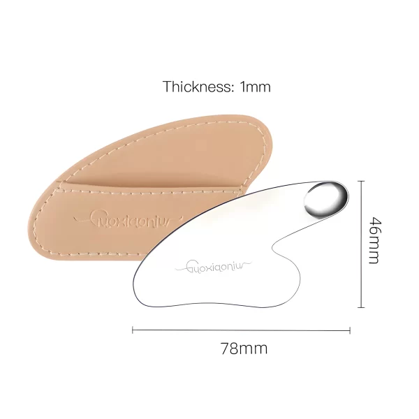 Dimensions of the spatula displayed with its PU case, showcasing its ergonomic design.